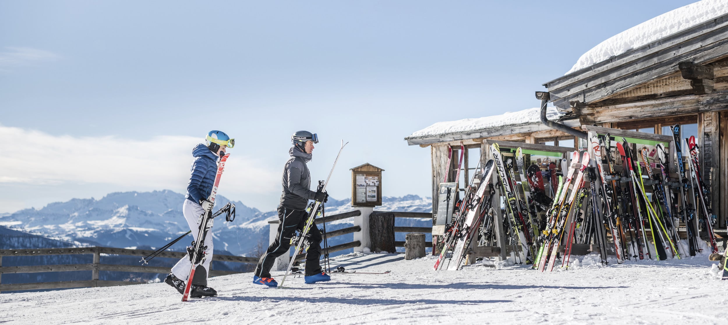 Skiurlaub in Südtirol: Traumaussicht und Hüttengaudi