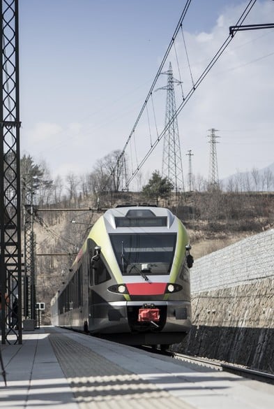 Ferrovia anziché autostrada