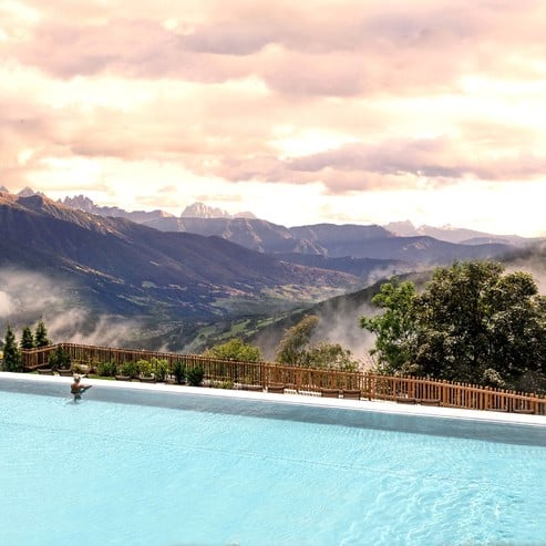 Mountain Sky Hotel