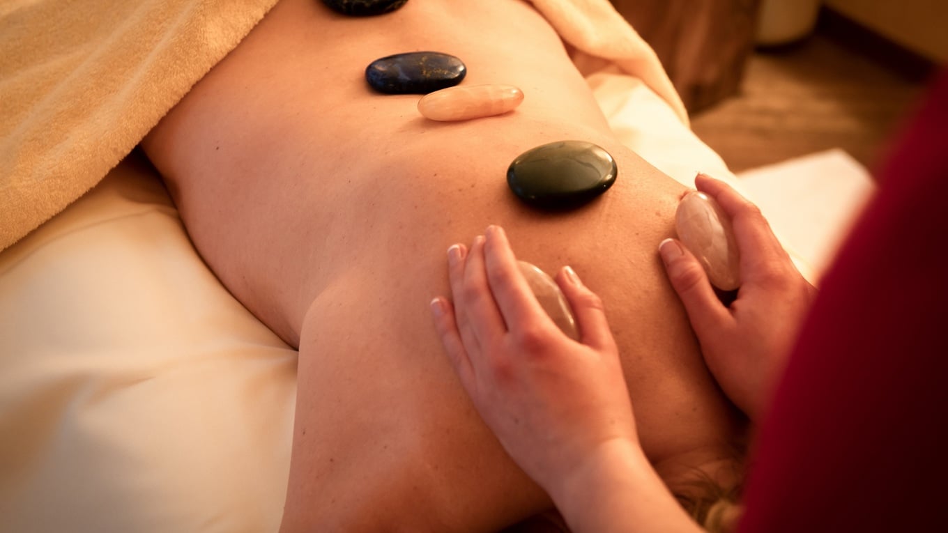 "hot stone massage"