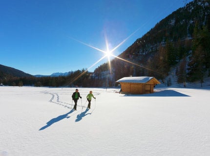 "Winter hiking & adventure"